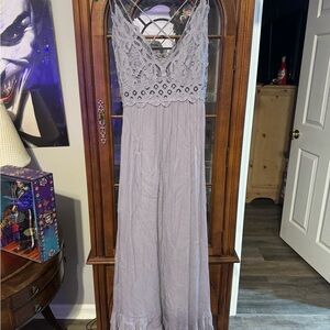 Elegant Lace Maxi Dress in Gray